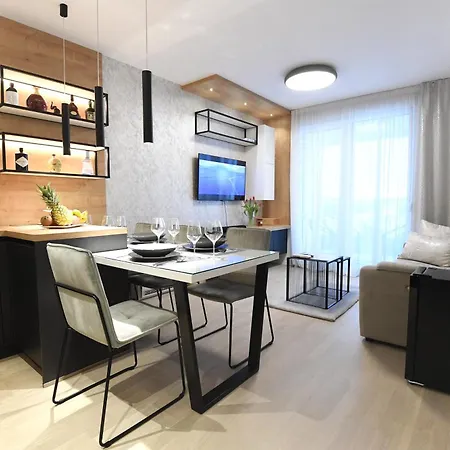 K&p - Luxurious Retreat - Brand New !! *