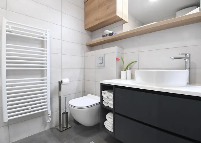 K&p - Luxurious Retreat - Brand New !! Lägenhet *